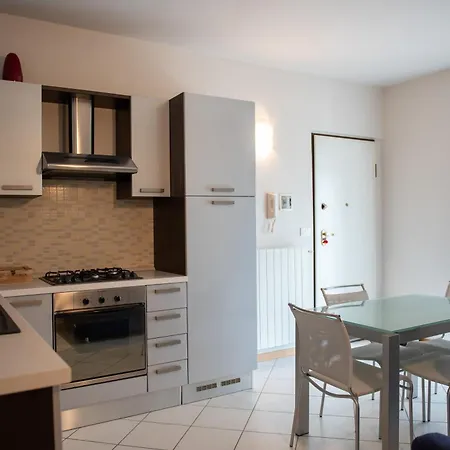 Alessandra Apartment *