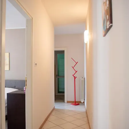 Alessandra Apartment *